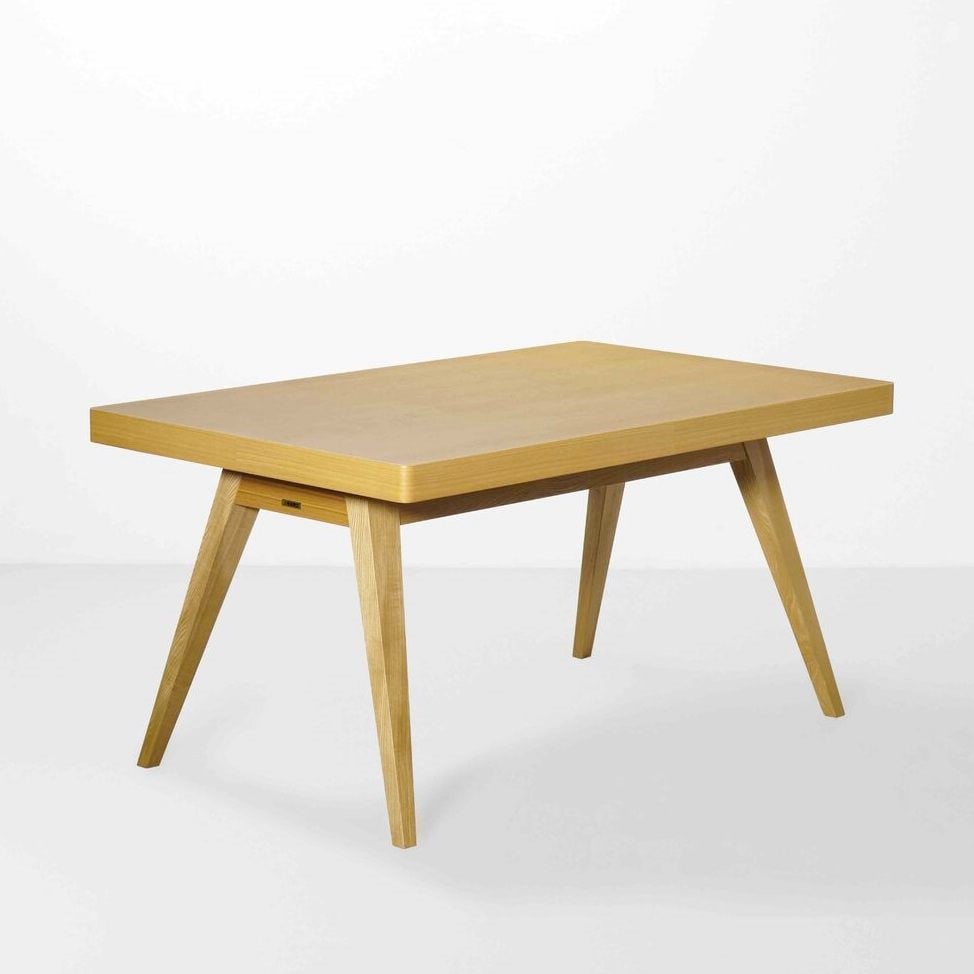 Kenzo Tange. Tavolo: Struttura in legno. Prod. Tendo Mokko, Giappone, 1957 ca.