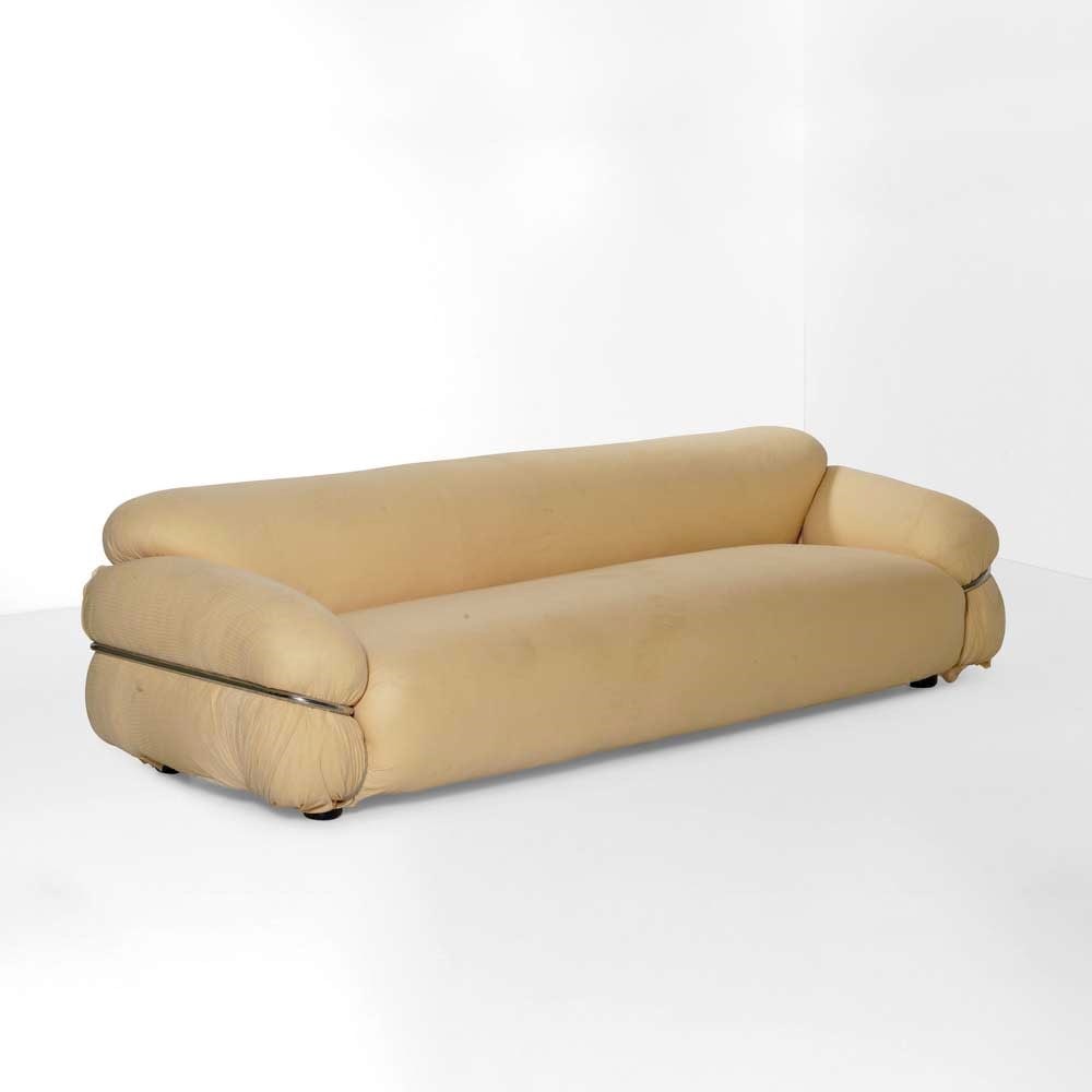 Gianfranco Frattini. Divano mod. Sessan (1 of 1)