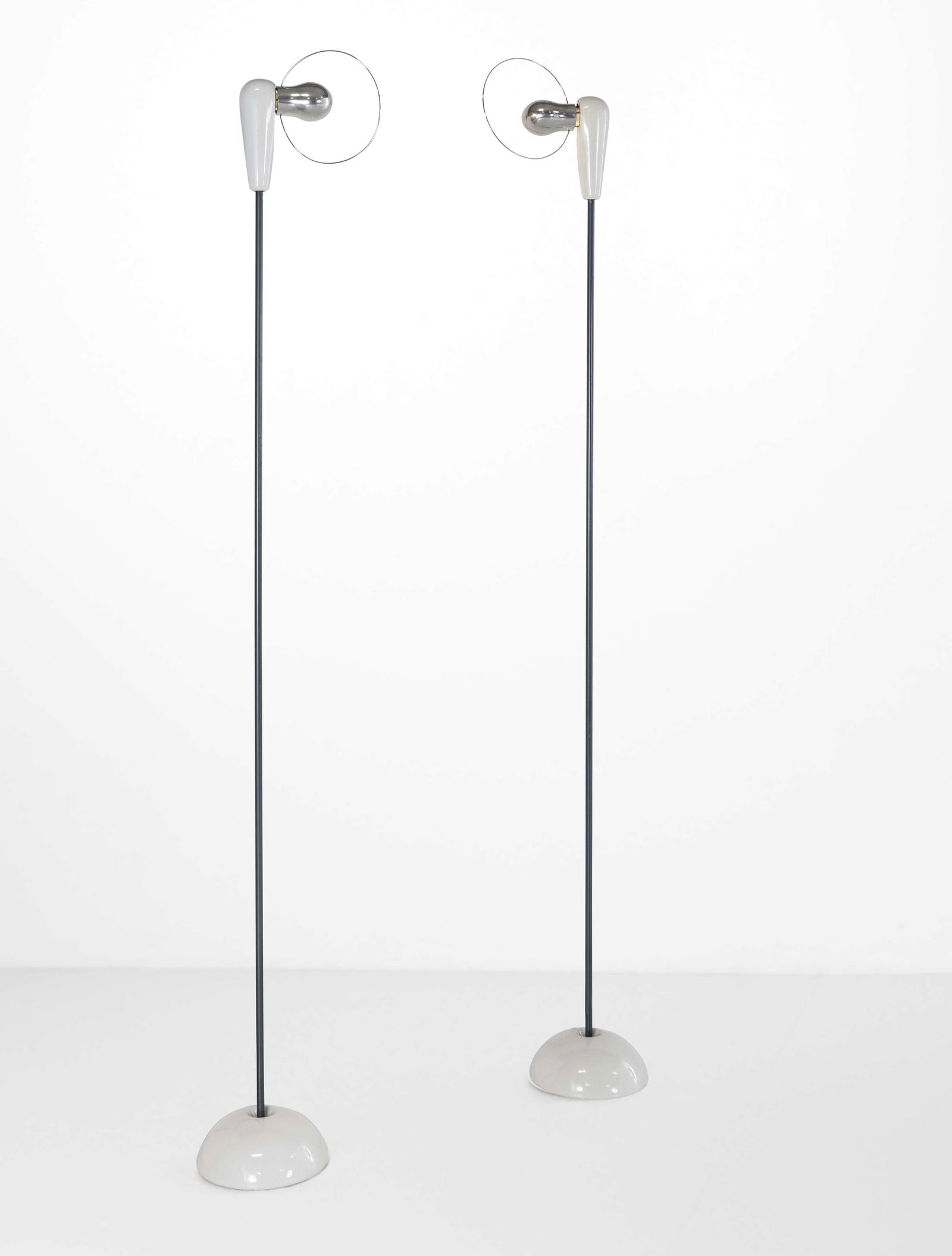 Achille Castiglioni. Due lampade da terra mod. Bibip (1 of 1)