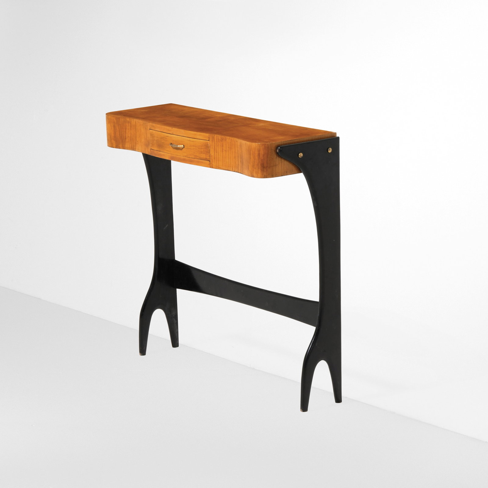Consolle a parete: Struttura in legno laccato e piano in legno.Prod. Italia, 1960 ca.