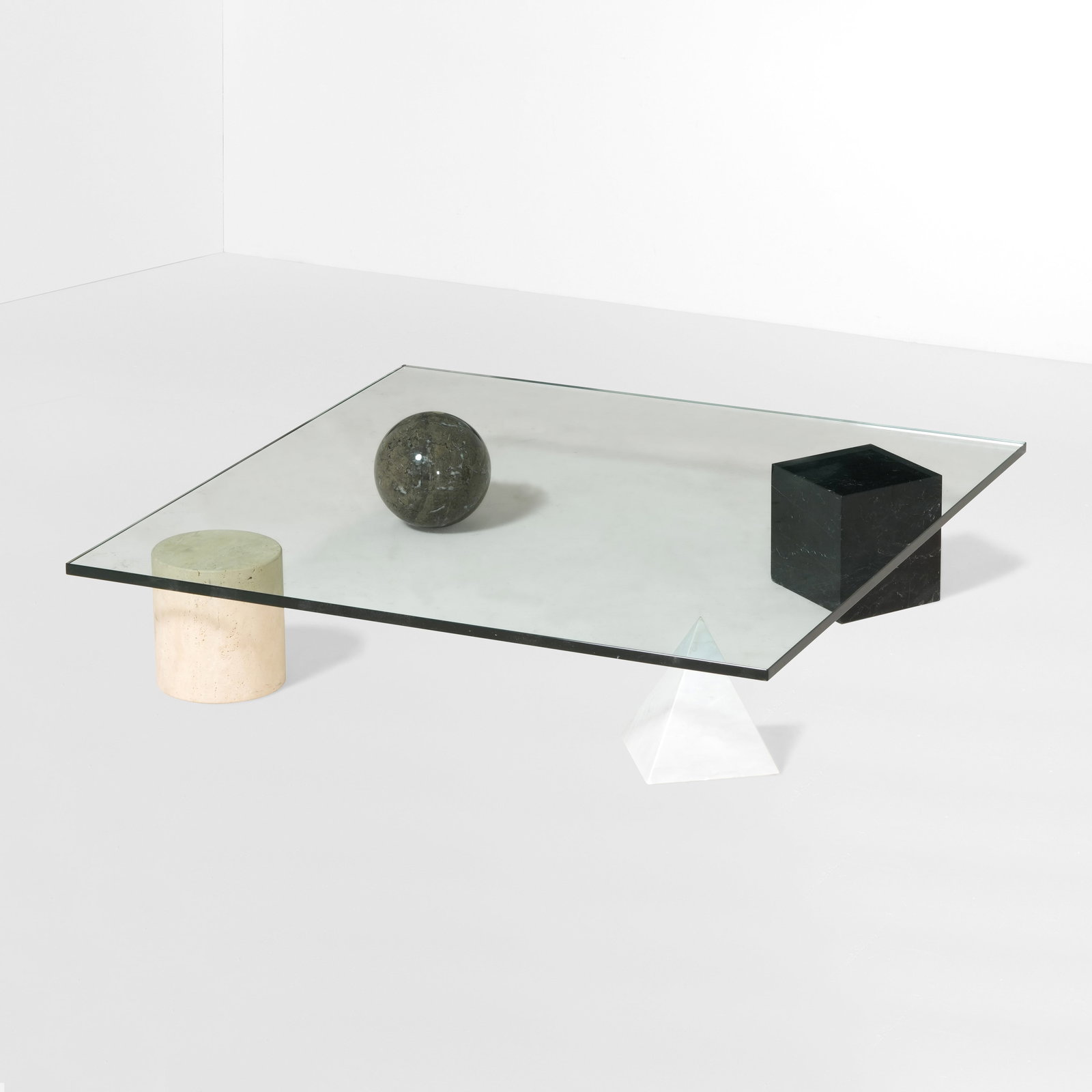 Massimo e Lella Vignelli  Tavolo basso mod. Metafora (1 of 1)