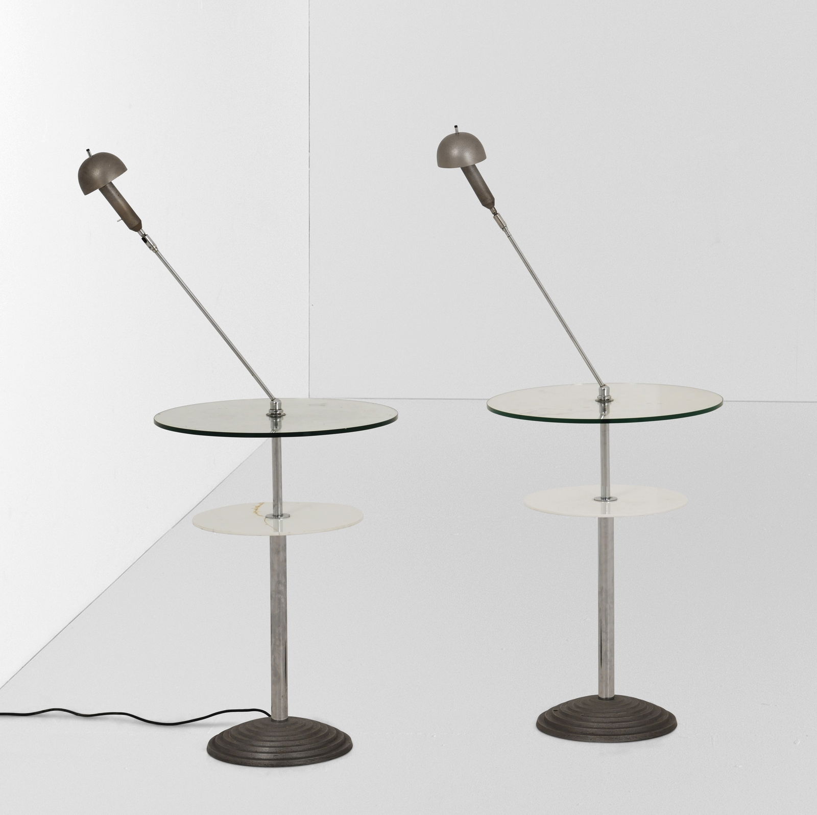 Daniela Puppa e Franco Raggi Due tavoli da lettura: Struttura in metallo e piani in vetro.Difetti.Prod. Fontana Arte, Italia, 1986