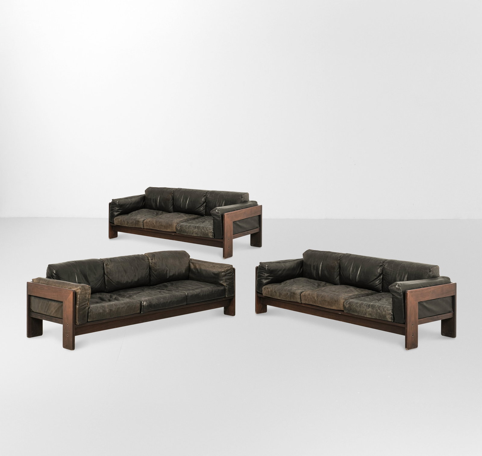 Afra e Tobia Scarpa  Tre divani a tre posti mod. Bastiano (1 of 2)