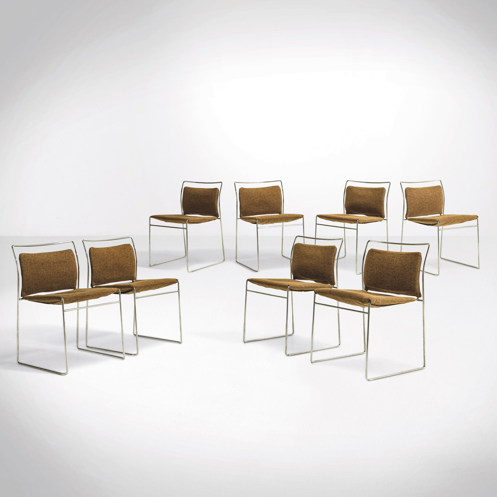 Kazuhide Takahama Otto sedie: Struttura in metallo cromato, rivestimento in tessuto. Prod. Simon Gavina, Italia, 1960 ca.