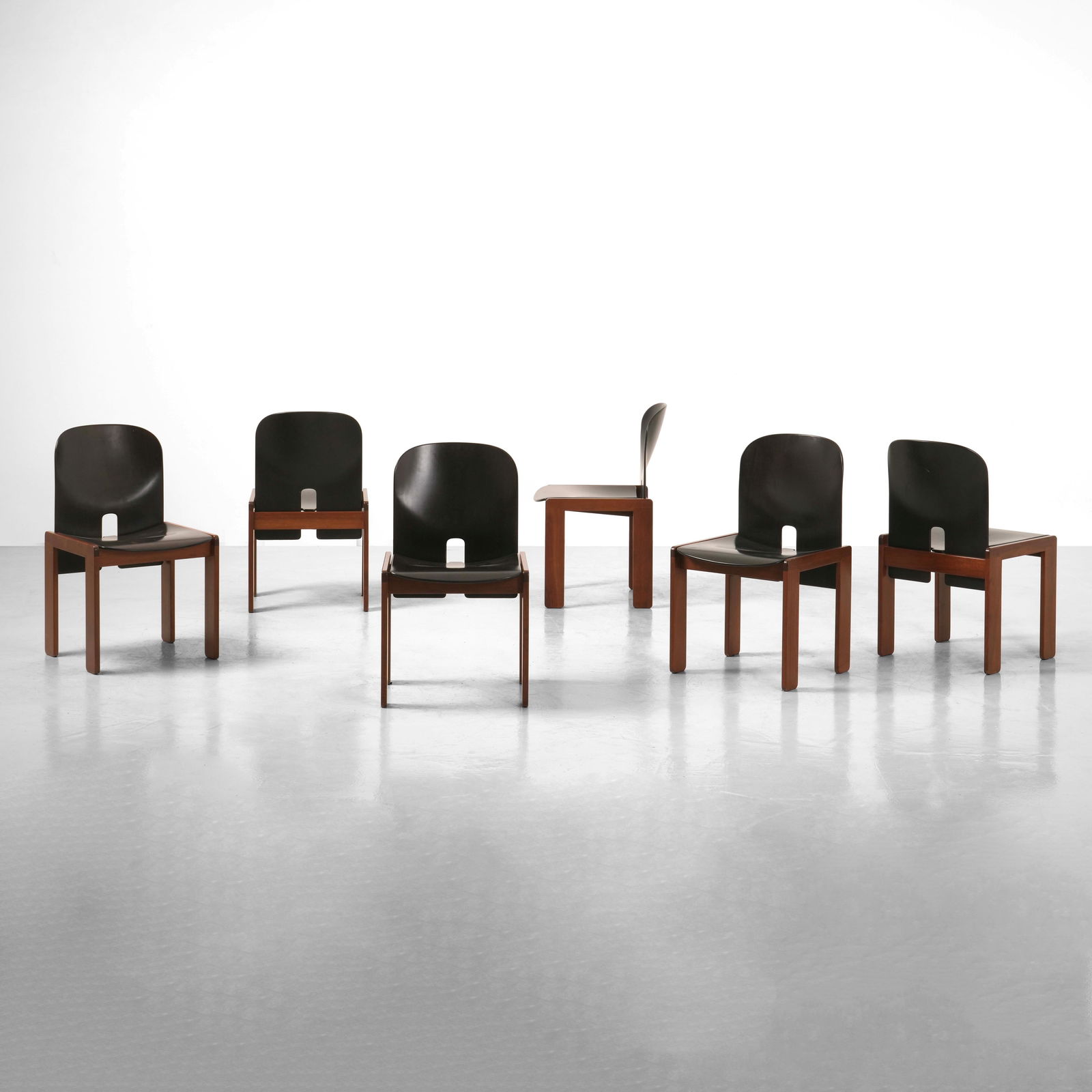 Afra e Tobia Scarpa Sei sedie mod. 121 (1 of 1)