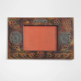 The Fine Design auction is the most prestigious sale dedicated to designer pieces. A highly anticipated event for collectors, gallerists, and enthusiasts, featuring a meticulously curated selection of approximately 100 rare or unique pieces, chosen for their historical value, design quality, and aesthetic significance. The catalogue brings together iconic and hard-to-find works by Italian and international design masters of the 20th and 21st centuries: from Gabriella Crespi to Carlo Bugatti, from Carlo Mollino to Ettore Sottsass, including Gio Ponti and Osvaldo Borsani. Furniture, lighting, decorative objects, and prototypes that trace the evolution of modern taste and the ongoing dialogue between art and function.