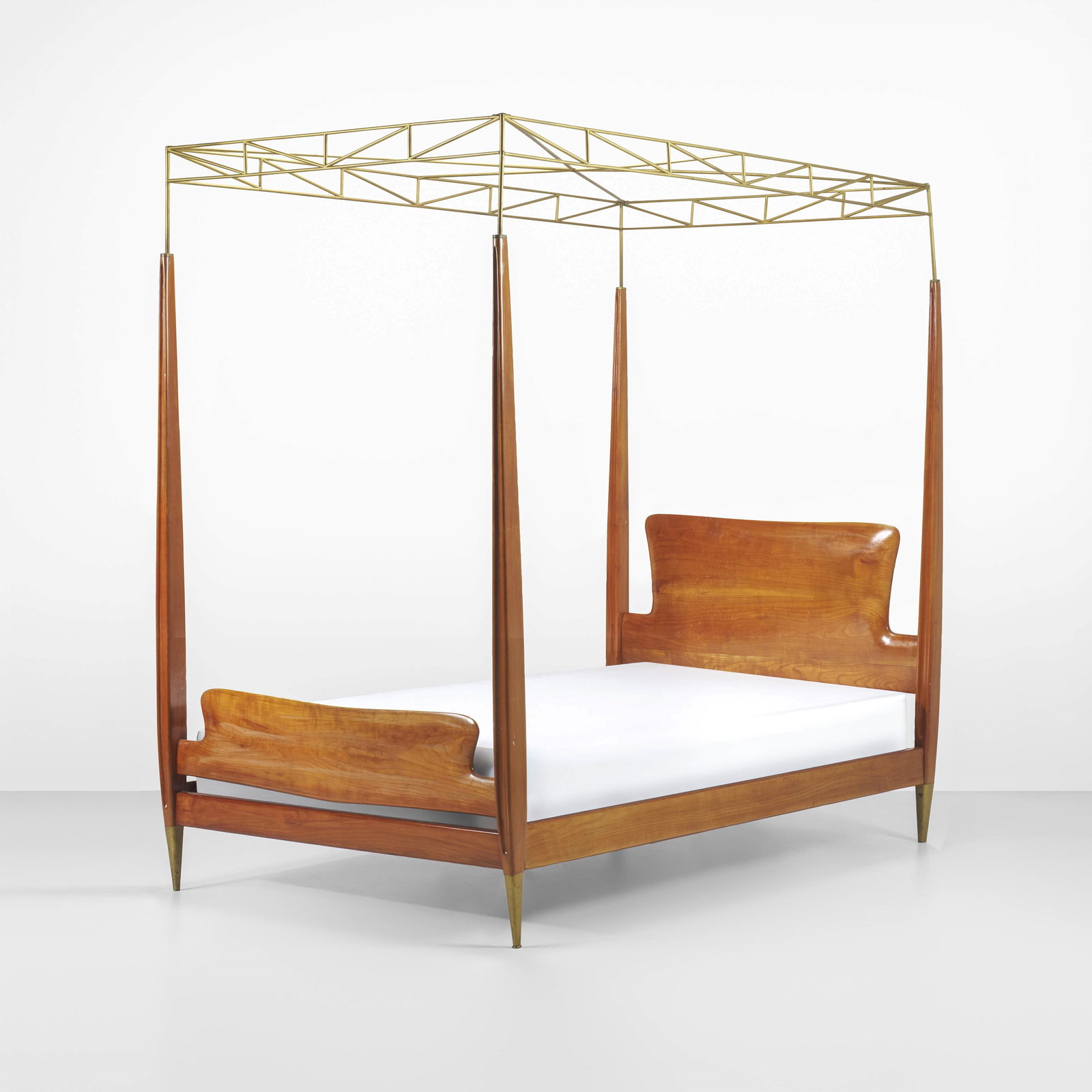Gio Ponti Canopy bed: Wooden and brass structure. Brass details. Private collection Milan. Certificate of authenticity Gio Ponti Archives. Italy, c. 1950