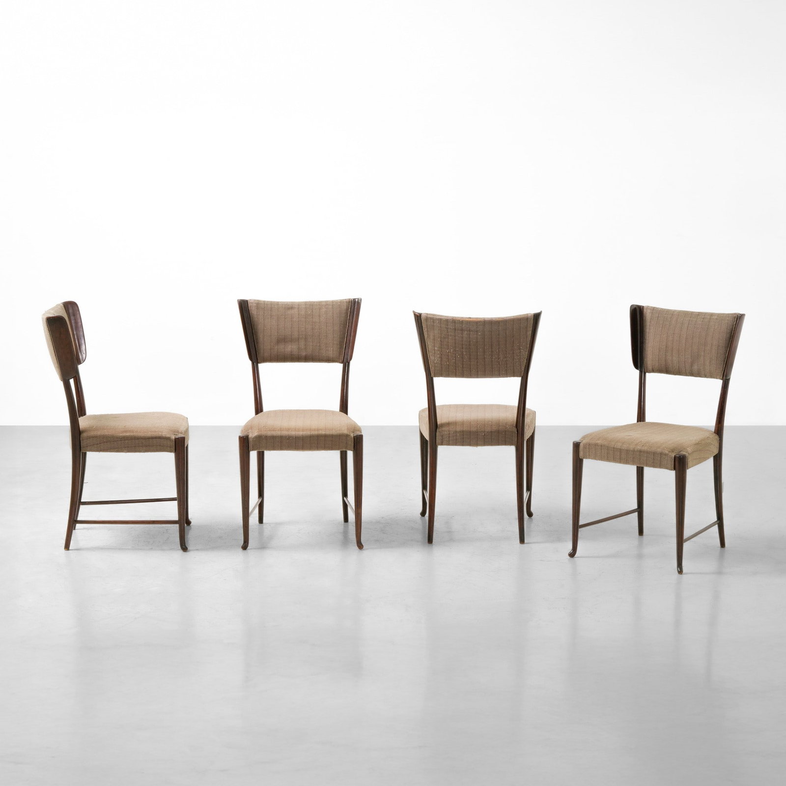 Paolo Buffa Quattro sedie: Struttura in legno e rivestimento in tessuto. Prod. Italia, 1940 ca.