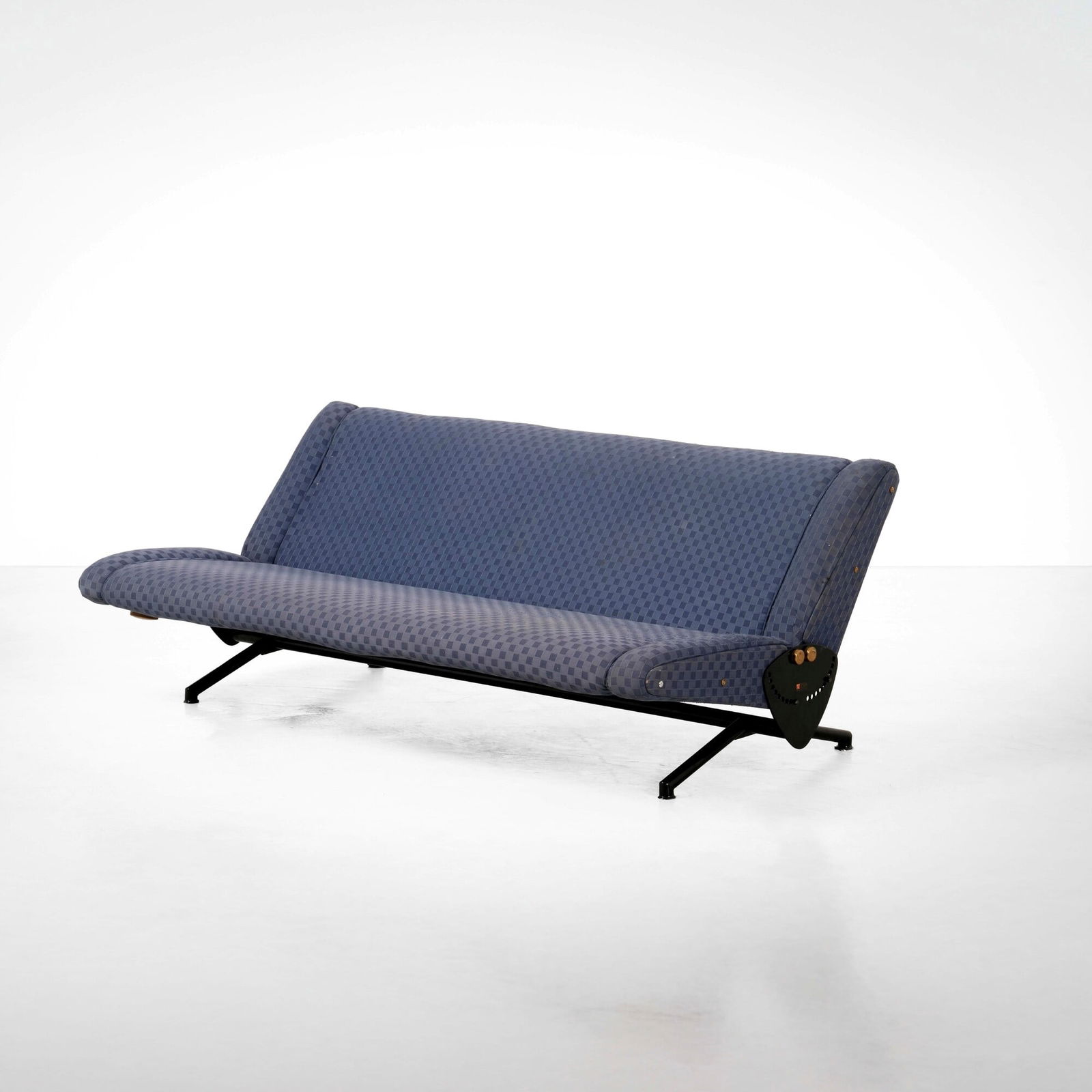 Osvaldo Borsani Divano mod. D70 (1 of 2)