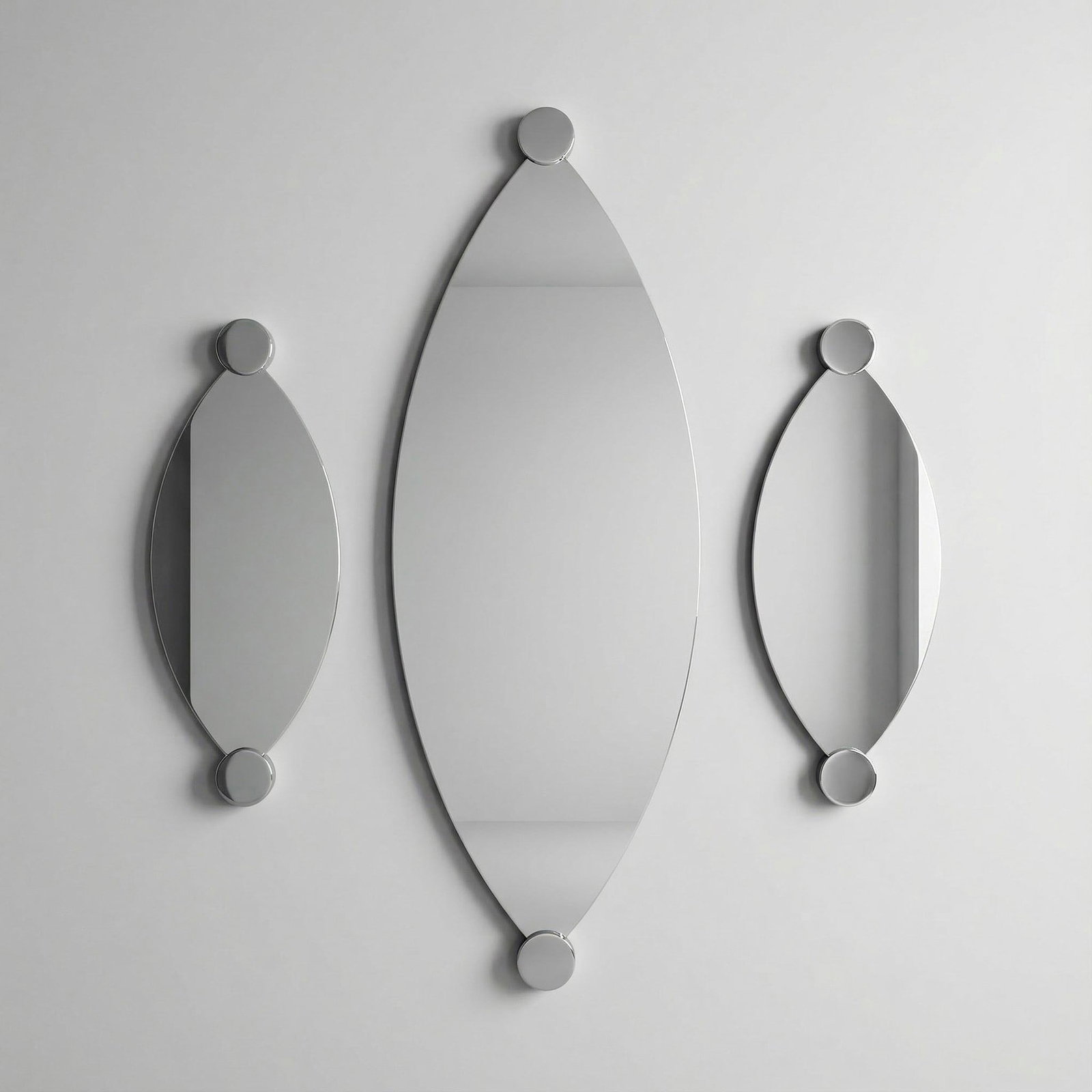 Giuseppe Raimondi Tre specchi da parete mod. Occhio 3161 (1 of 1)