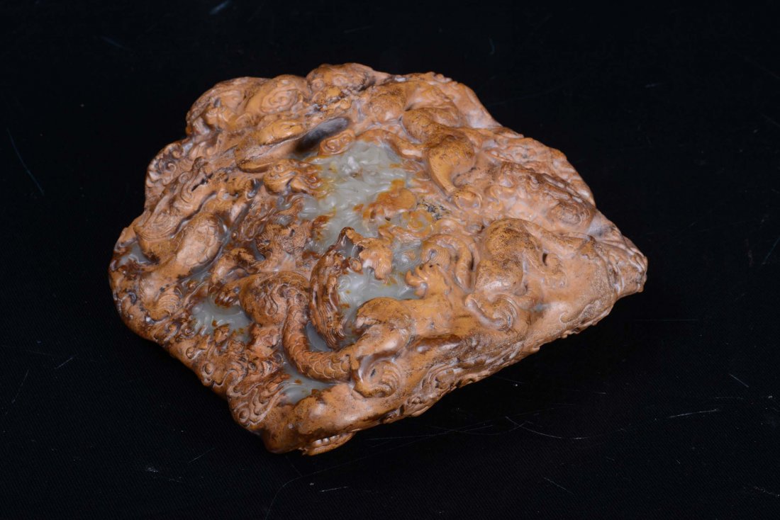 A rare yellow jade mountain with natural surface sculpt - 10