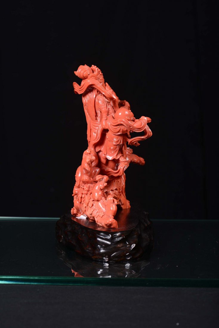 A red coral group with violinist, people and animals, C - 6