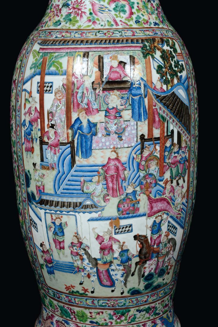 A pair of large and rare monumental polychrome porcelai - 2