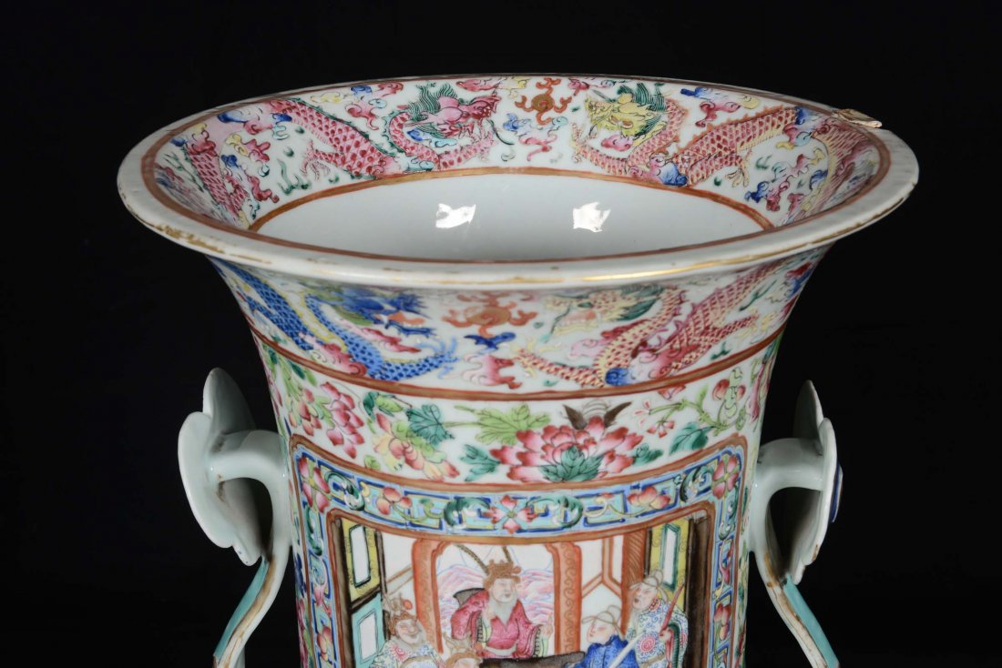 A pair of large and rare monumental polychrome porcelai - 5