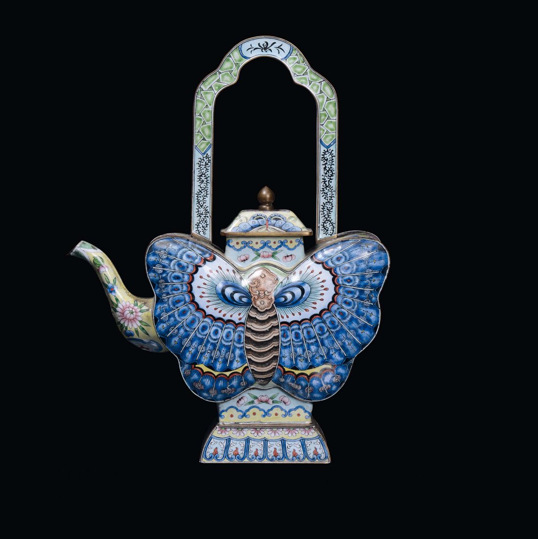 A Canton enamelled metal teapot in the shape of a butte - 2