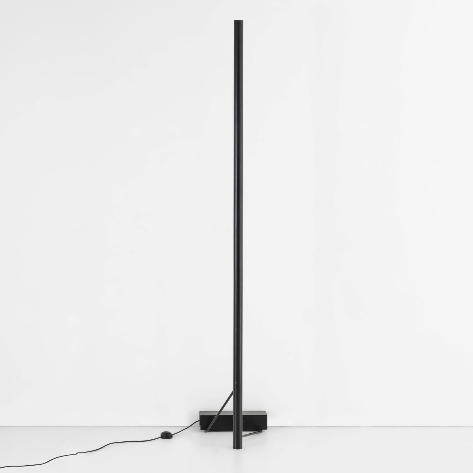 Gino Sarfatti Lampada da terra mod. 1063 (1 of 2)