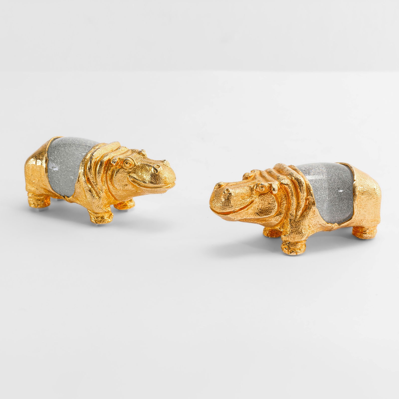 Gabriella Crespi Due Ippopotami della serie Piccoli Animali. (1 of 1)