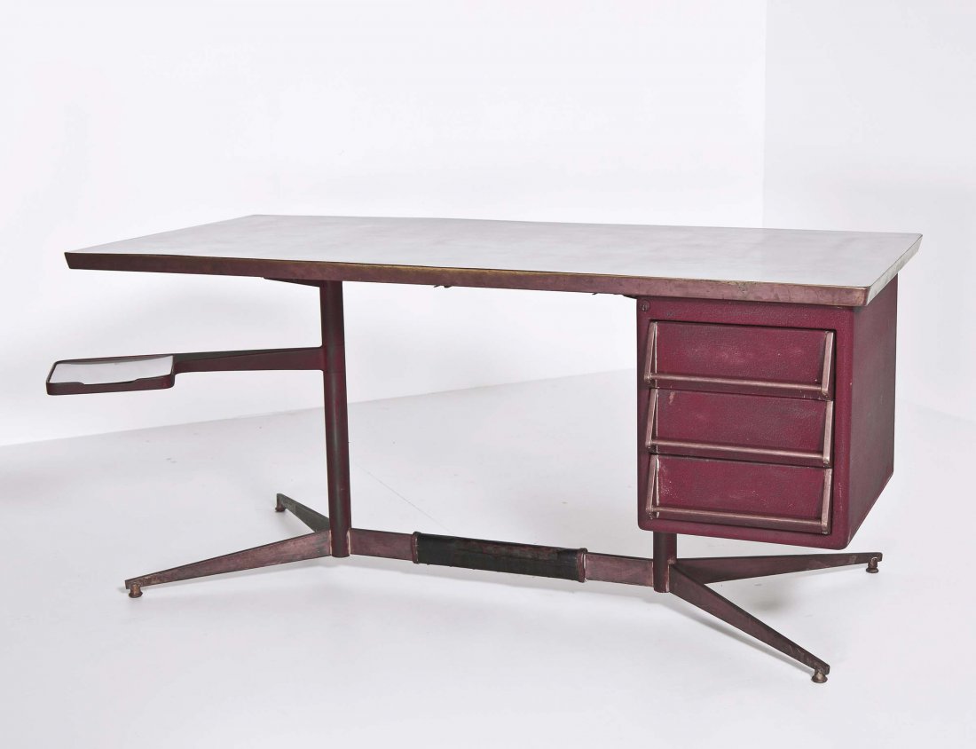 Gio Ponti: Scrivania in acciaio smaltato, ottone e laminato. Prod. Rima, Italia, 1955 cm 80x170x76 "Bibliografia Gio Ponti: Interni, Oggetti, Disegni 1920-1976, p.176, Falconi"