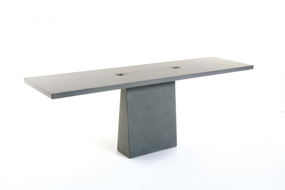 Angelo Mangiarotti: Consolle modello Incas in due elementi in pietra serena assemblati mediante incastro a gravitÃƒÂ . Prod. Skipper, Italia, 1978 cm 72x200x55 "Bibliografia G. Gramigna, P. Biondi. Il Design in Itali
