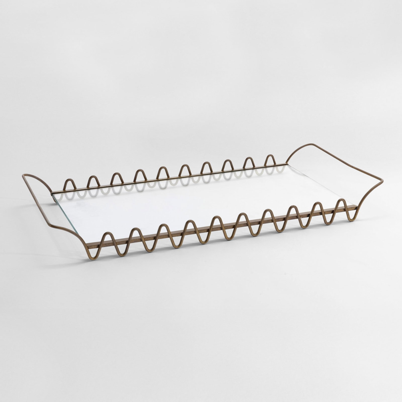Vassoio: Struttura in ottone e vetro. Prod. Italia, 1950 ca. . Measuers: cm 65X32X7