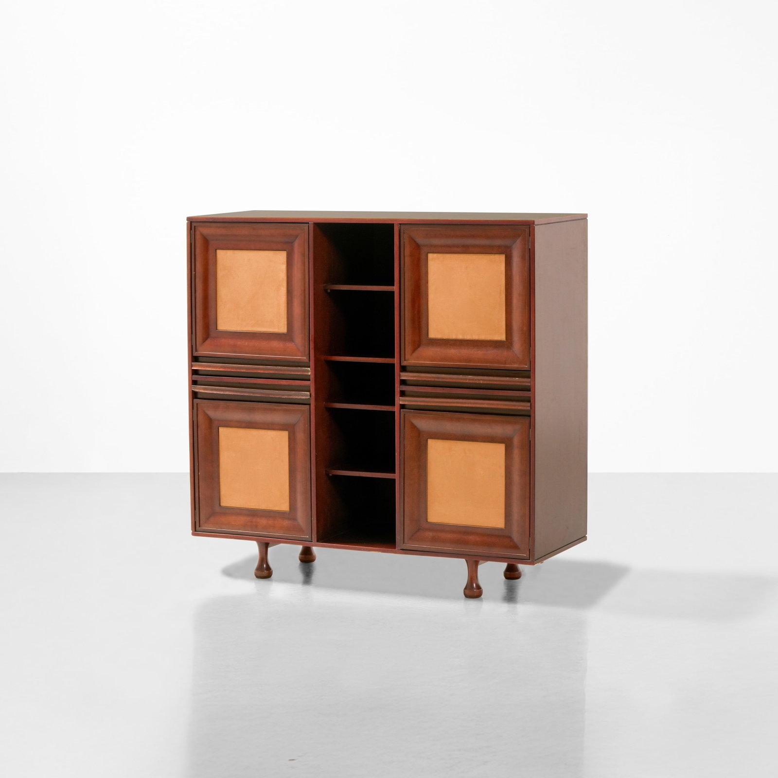 Angelo Mangiarotti Mobile contenitore: Struttura, cassetti e sostegni in legno. Ante con rivestimenti in panno. Prod. La Sorgente del Mobile, Italia, 1960 ca. . Measuers: W. 140 - D. 48 - H. 135 cm