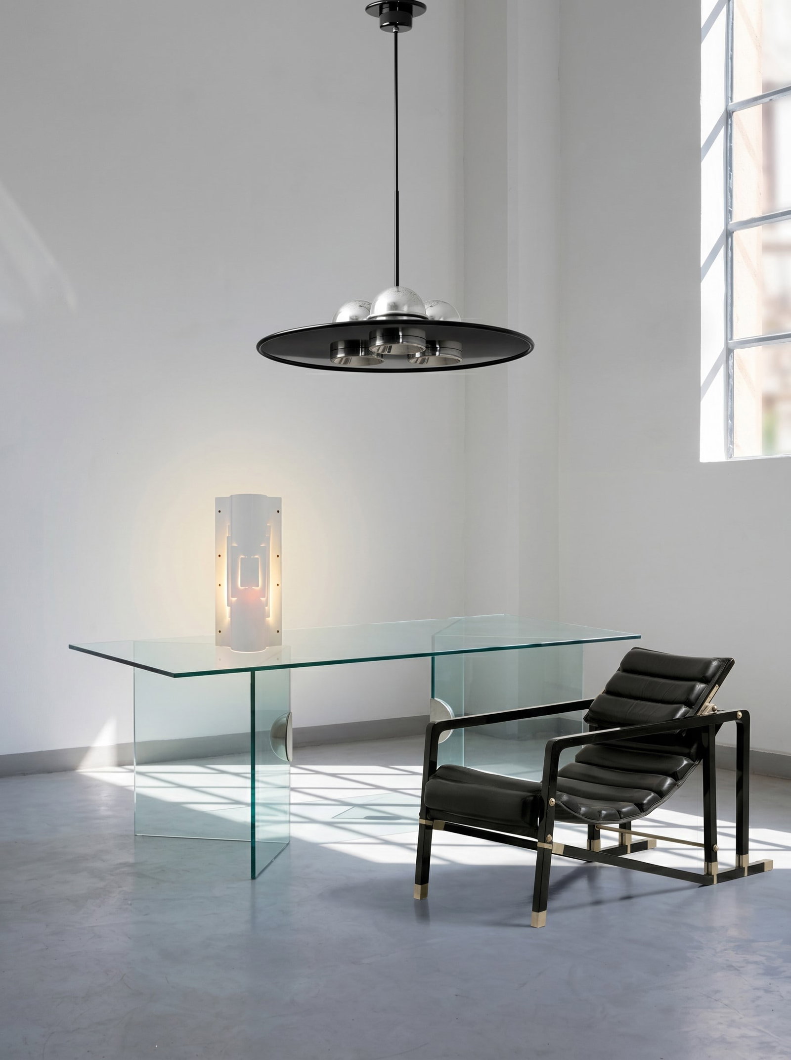 Eileen Gray Poltrona mod. Transat - 2