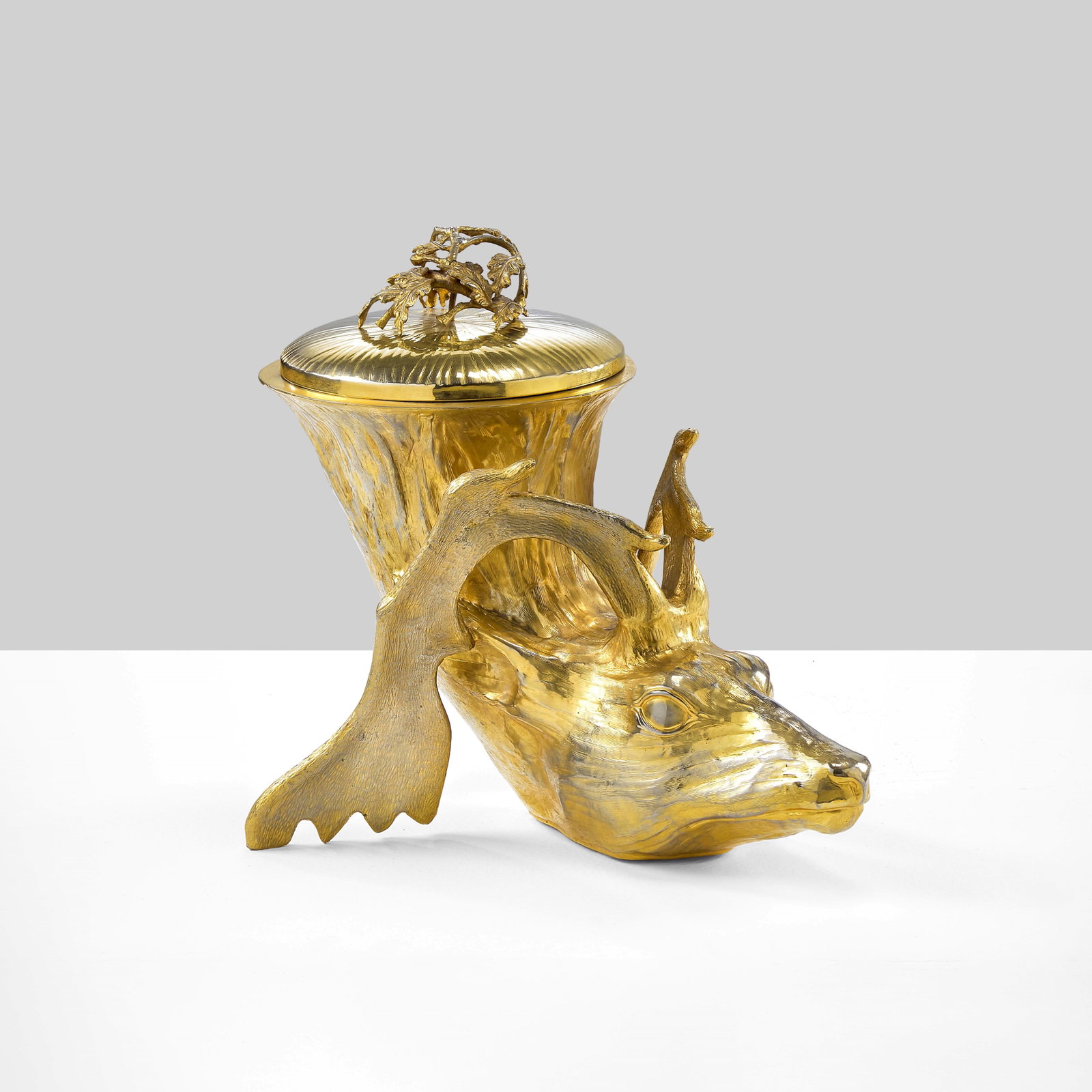 Gabriella Crespi Champagne bucket deer: Hand-chiseled gilded brass sculpture. Engraved signature. Certificate of authenticity. Crespi, Italy, 1970 . Measuers: W. 42 - D. 32,5 - H. 34 Cm