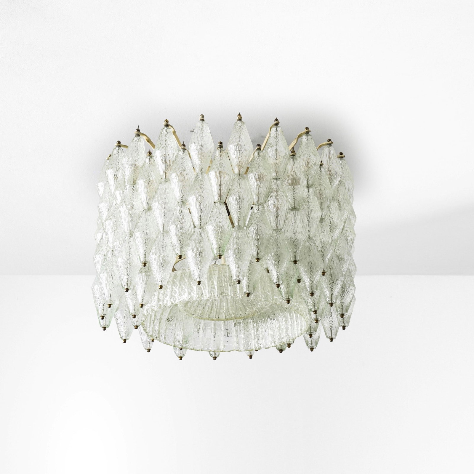 Murano Lampada a plafone: Struttura in metallo laccato elementi diffusori in vetro. Particolari in ottone. Prod. Murano Italia 1960 ca. . Measuers: cm 58X58X50