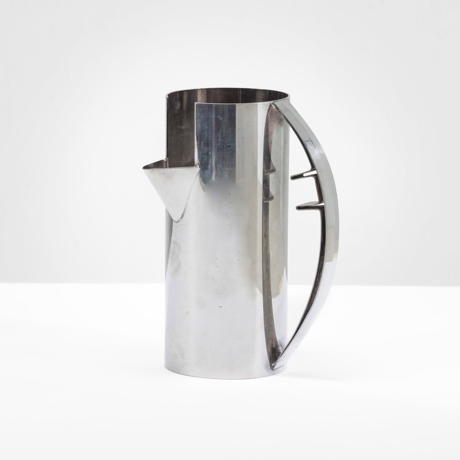 Carlo Scarpa Una caraffa (1 of 2)
