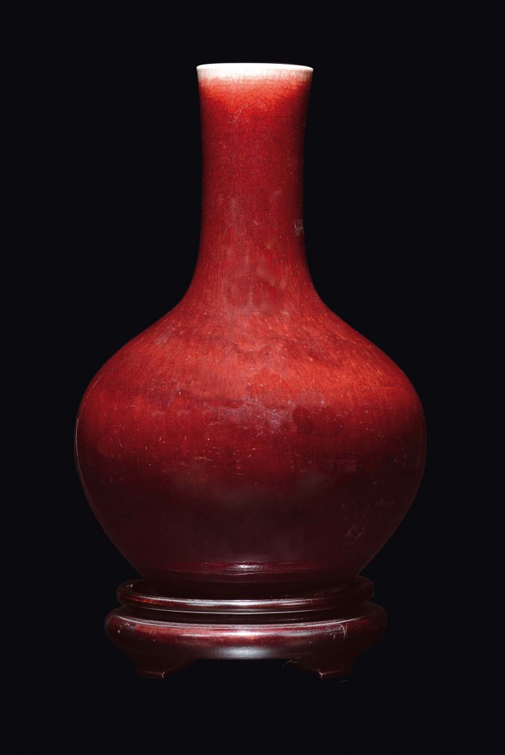 A monochrome red-glazed vase bottle vase, China, Qing (1 of 1)
