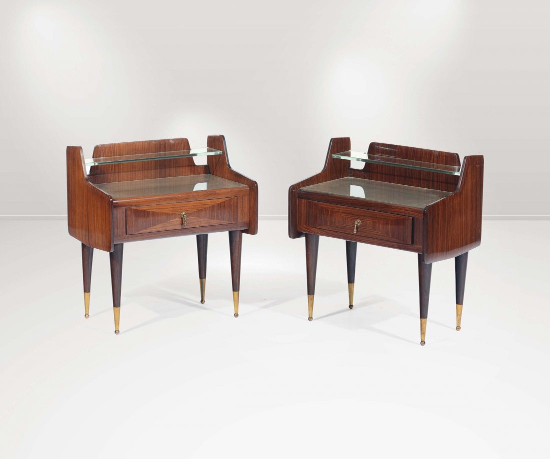 Coppia di comodini con impiallacciatura di palissandro, (1 of 1)