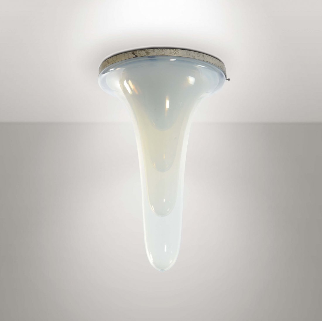 Carlo Nason ,: Plafoniera in metallo cromato e vetro opalescente. Prod. Vistosi, Italia, 1970 ca. cm 74x44