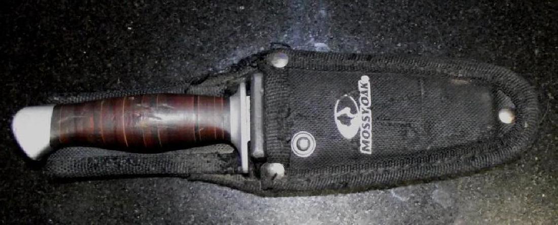 Mossy Oak Fixed Blade: Mossy Oak Leather Handle Fixed Blade 7 3/4'' Stainless Hunting Knife With Sheath 15-3070 #51