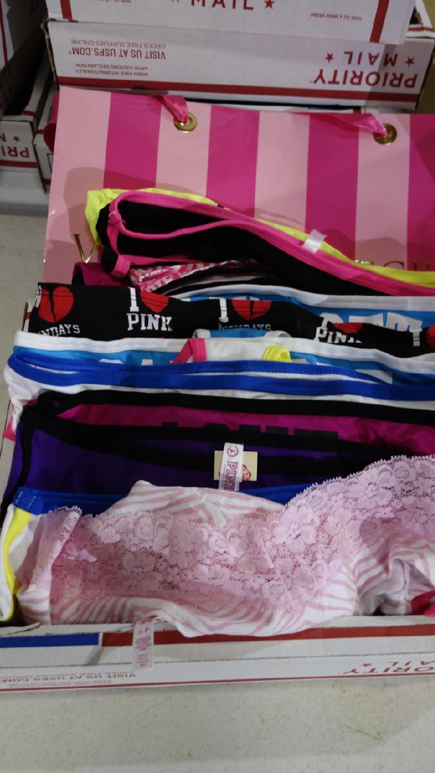 Victoria Secrets Ladies Underware size s.p.: 11 pair of body shorts (16.50 ea)