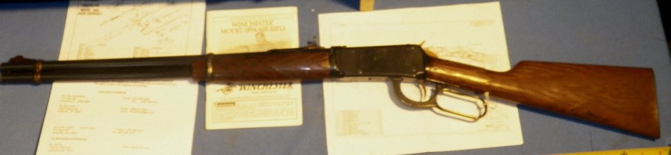 Winchester Model 1894 Air Rifle: Daisy Winchester Air Rifle Model 1894 gun comes with Operation Manual, Final Assembly and all the paper work, Gun is in working condition