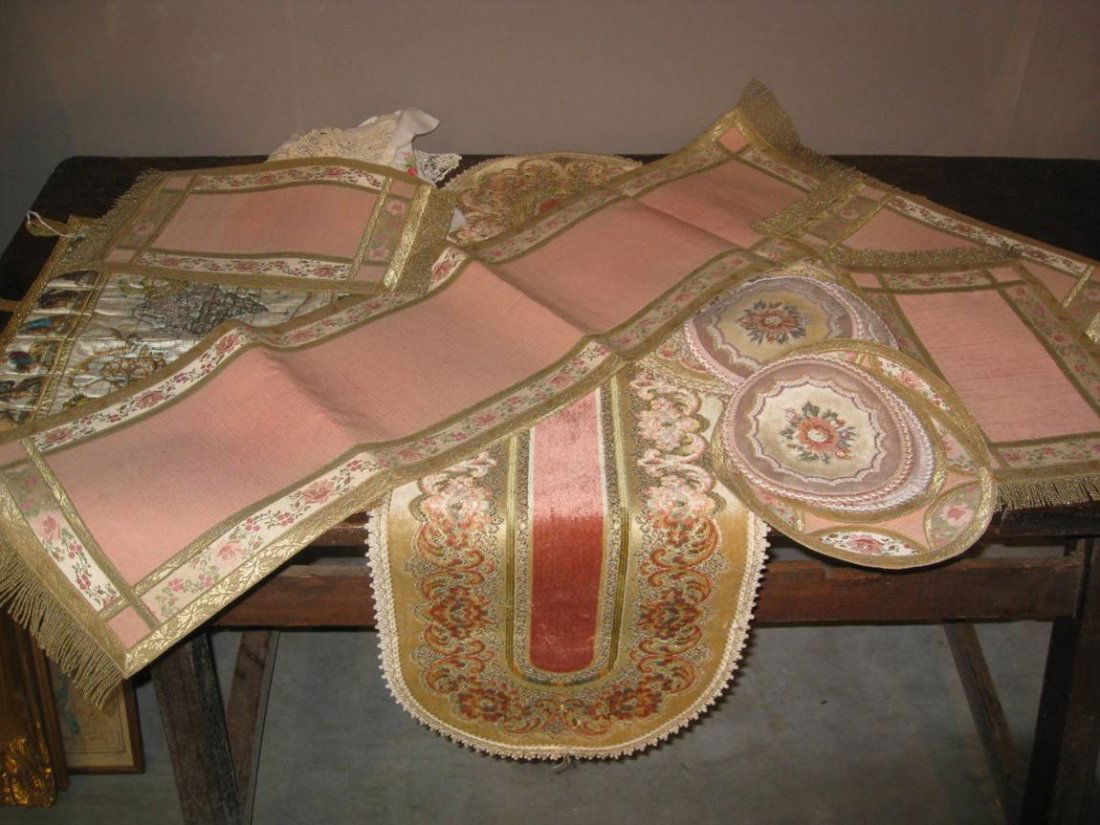 354: Lot of Table Runners: Lot of Table Runners Belgium 1940