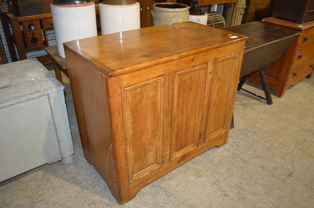 MEAL BIN WITH DOUGH BOX: MEAL BIN WITH DOUGH BOX