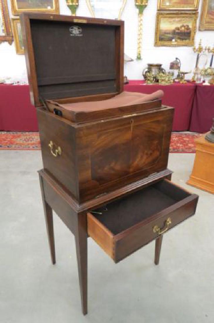 Henkel Harris Mahogany Silverware Chest on Stand, (1 of 5)