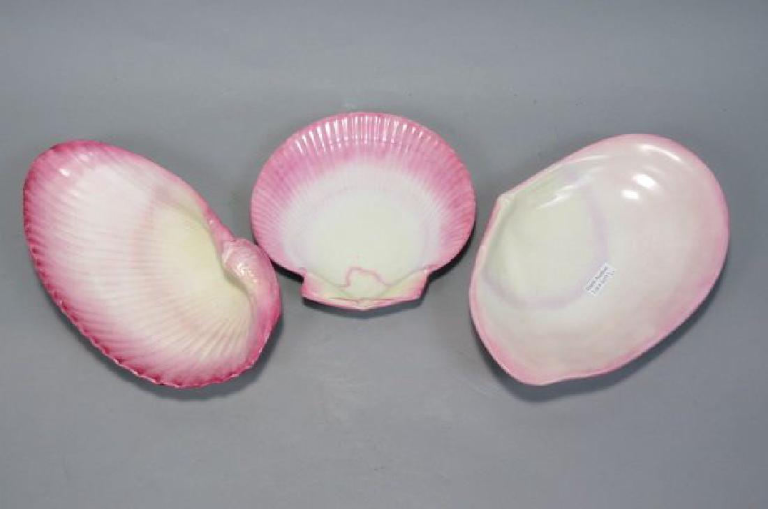 3 Wedgwood Pearlware Shell Dishes, (1 of 5)