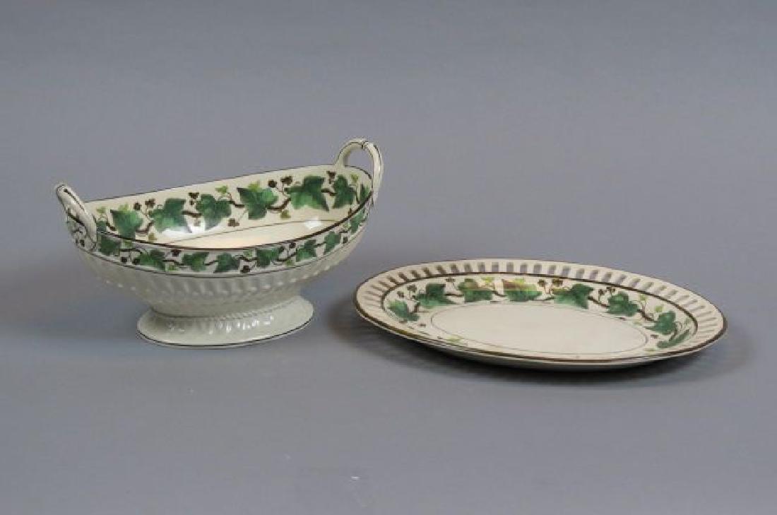 Wedgwood "Napoleon Ivy" Fruit Bowl & Underplate, (1 of 10)