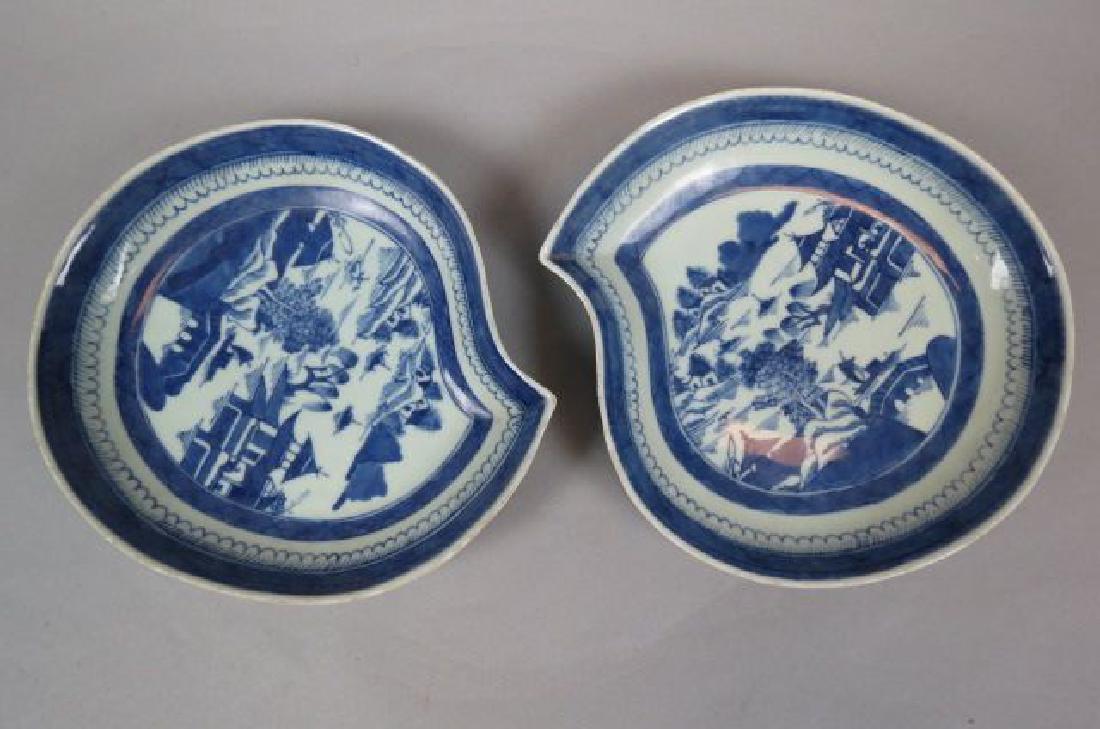 Pair of Chinese Export  Canton Porcelain Dishes, (1 of 4)