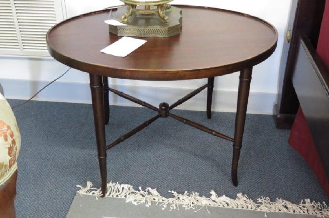 Oval Mahogany Side Table, (1 of 1)