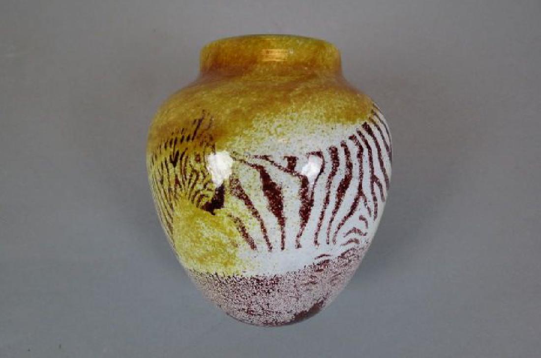 Paul Crosbie Studio Art Glass Vase,: zebra decor, 4", excellent.....About the Artist:For more than 20 years, Paul Crosbie has developed his talents and expertise to become a skilled artist in hot glass work. As a young man in Blackpool, 