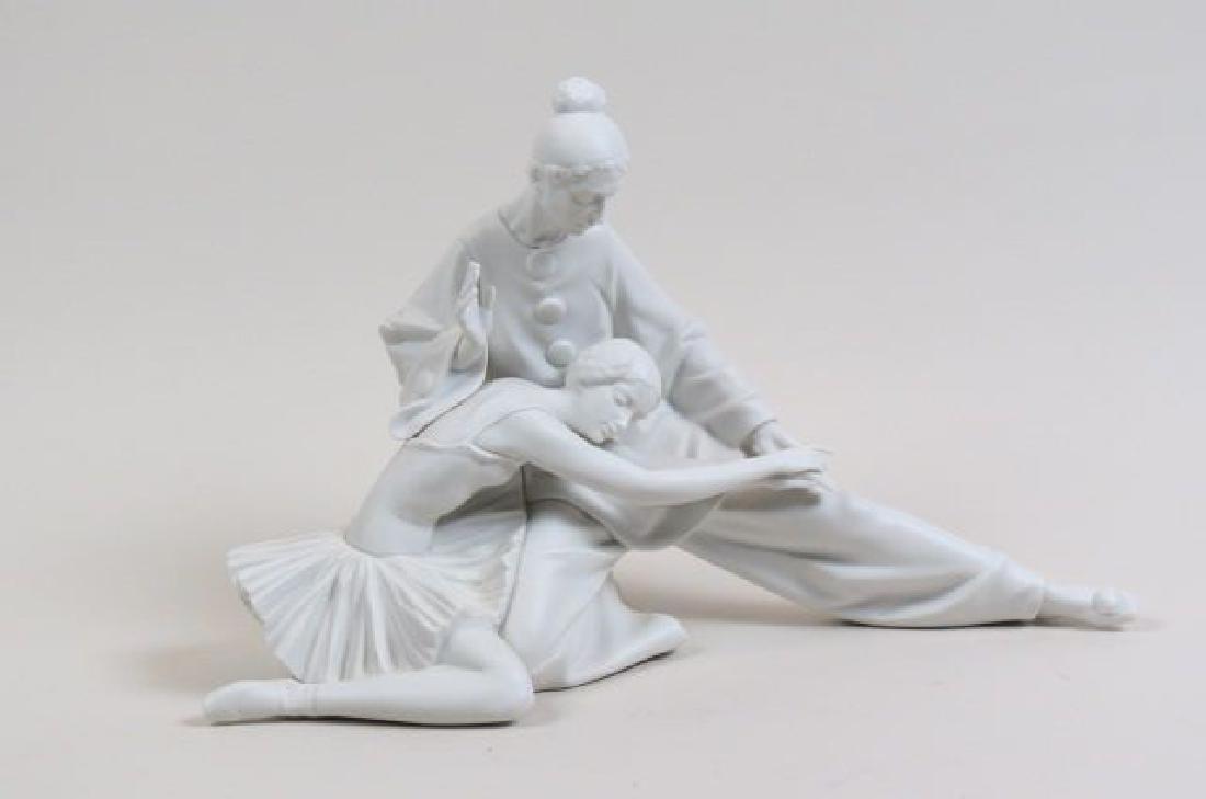 Lladro Figurine "Closing Scene", (1 of 5)