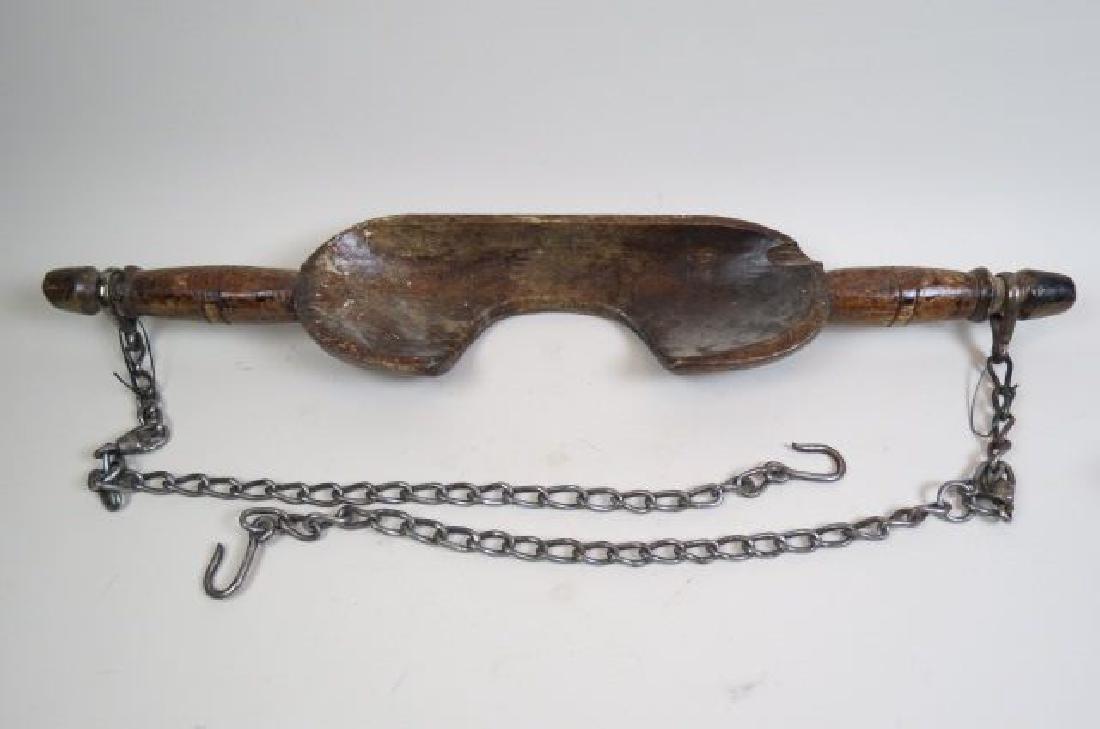 Wooden Human Shoulder Yoke for Carrying Buckets.