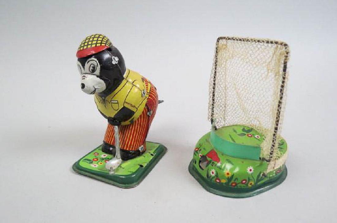 Vintage Tin Wind-Up Toy "Golfing Bear,": 4 1/2".