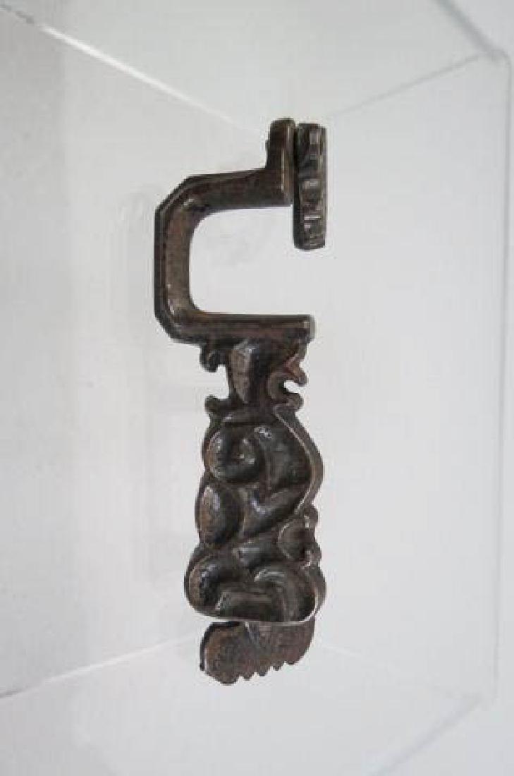 19th Century Iron Quilt Clamp Tool,: 4", circa 1860.