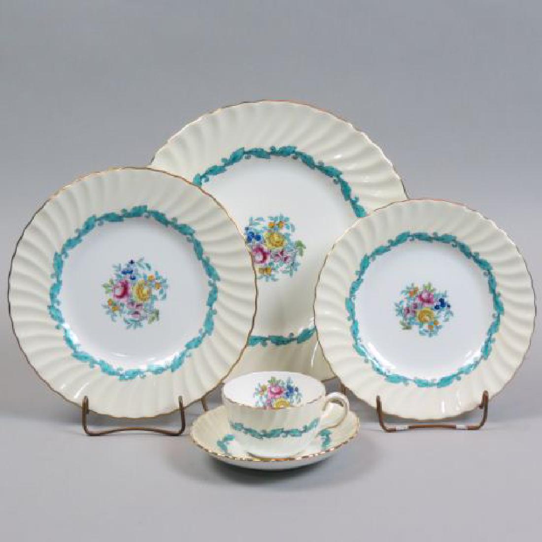 60 pc. Minton "Ardmore" China Service for 12,: an excellent complete service for 12 appearing unused