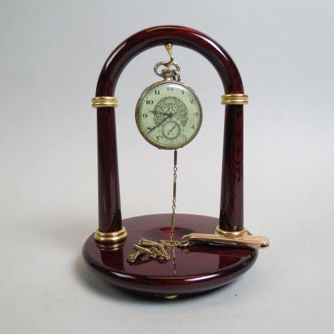Elgin Pocketwatch, openface, gold-filled, 17 jewel: with watch chain and pen knife, 12 size, serial number 24525402, working, comes with display holder.