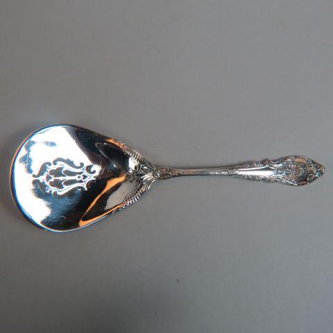 Wallace "Sir Christopher" Sterling Tomato Server,: fancy pierced oblong end, circa 1936, 8 1/4" long, 84 grams, no monogram, excellent.